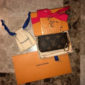 Louis Vuitton Key Pouch/Wallet